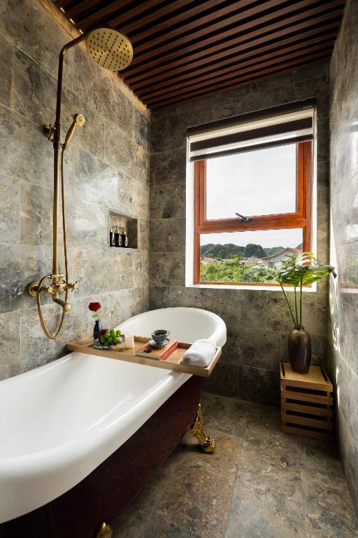 Tam Coc Mountain Sunset and Garden Hotel - 16