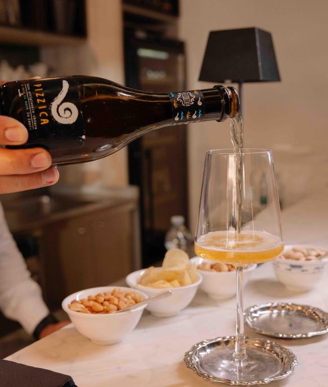 10 KEYS MILANO - Resim 20