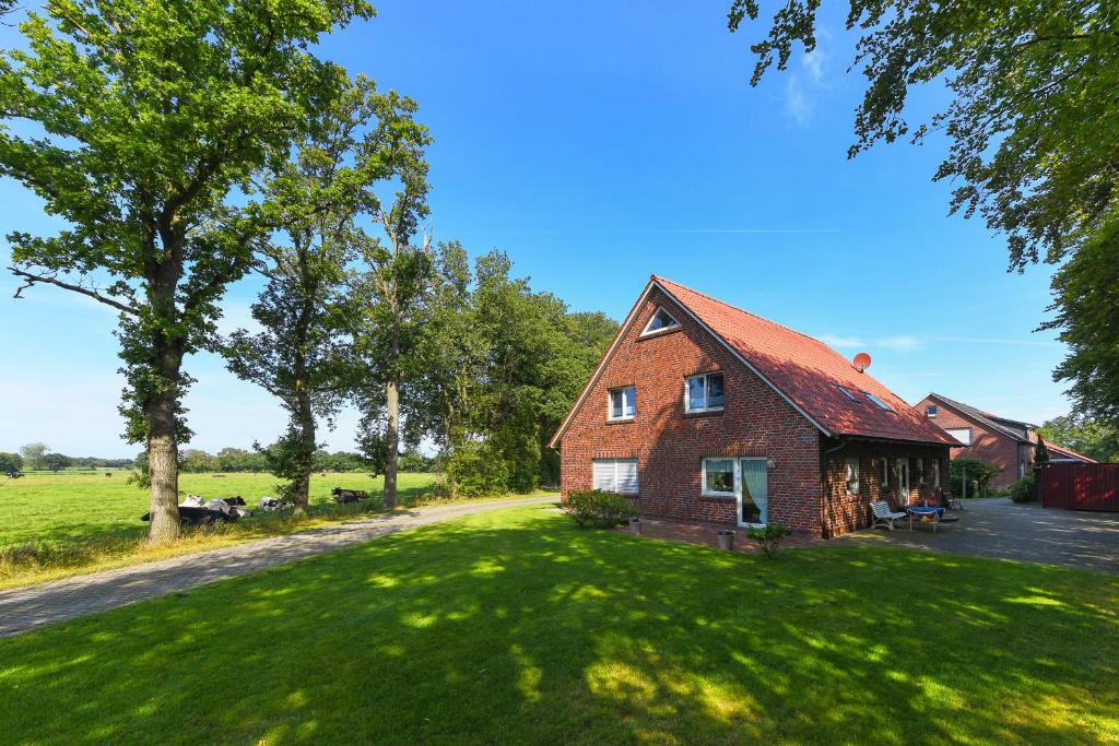 Taman di luar Ferienwohnung Zur Kuhweide