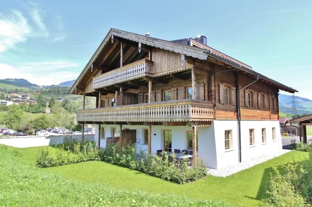 Nespecifikovaný výhled na hory nebo výhled na hory při pohledu z apartmánu