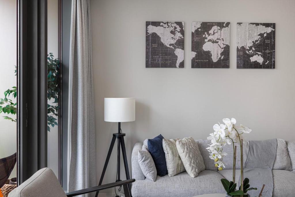 لابی و فضای عمومی Daniels 1BR at Silverene Tower Dubai Marina - تصویر ۵