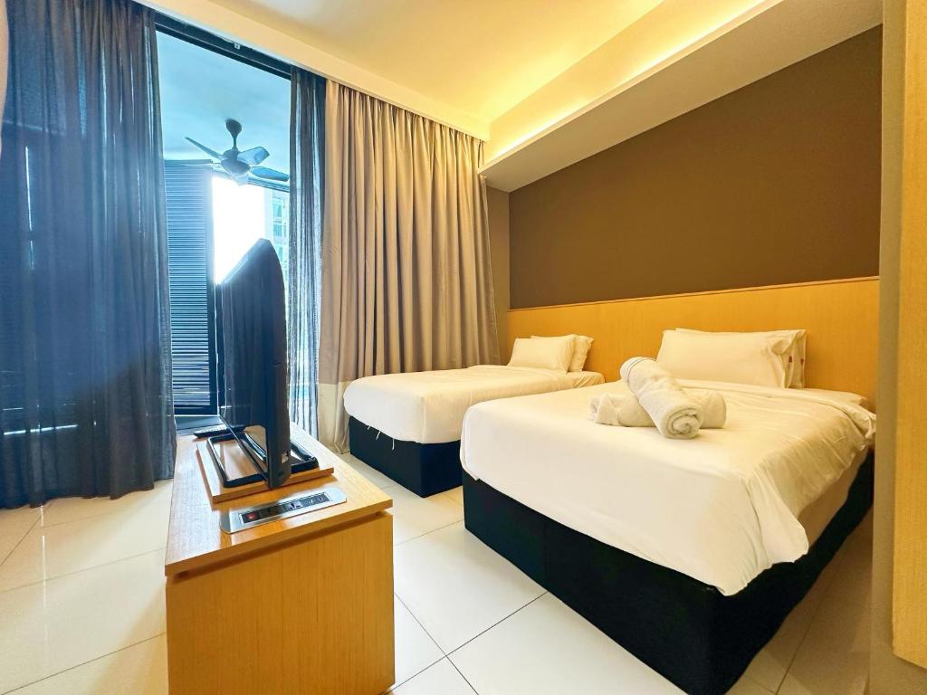 Greystone 99 Suites - Twin Room With Pool View