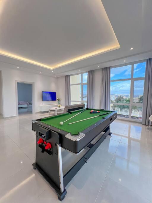 Biliár nebo kulečník v ubytování Jabal Akhdar Rummana Villa