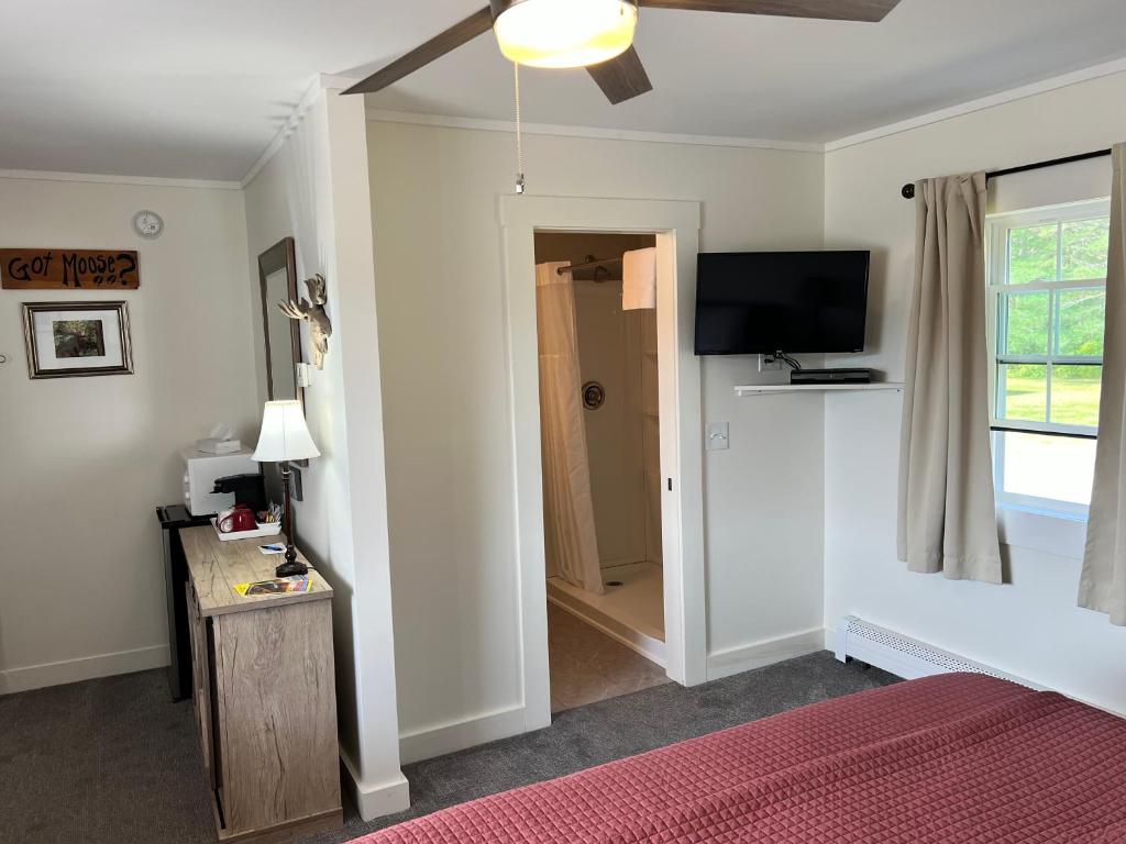 Profile Deluxe Motel - Deluxe Kamer Met Kingsize Bed