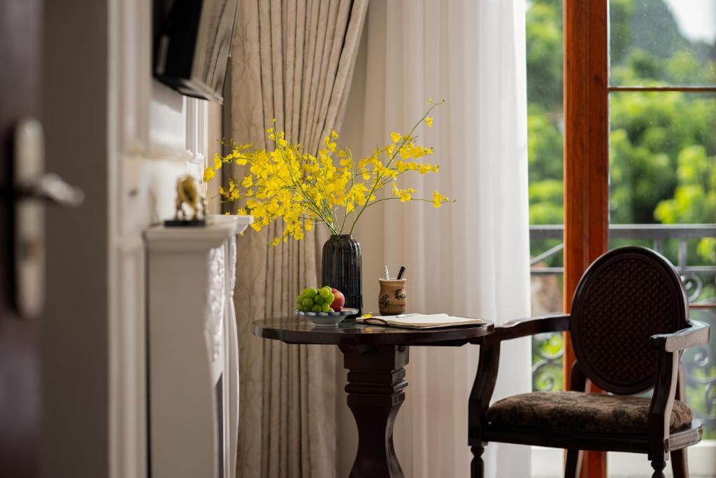 Tam Coc Mountain Sunset and Garden Hotel - 17