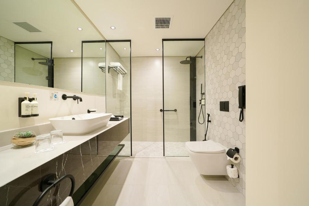 Nova M Hotel, Edge by Rotana - Suite Mit Einem Schlafzimmer