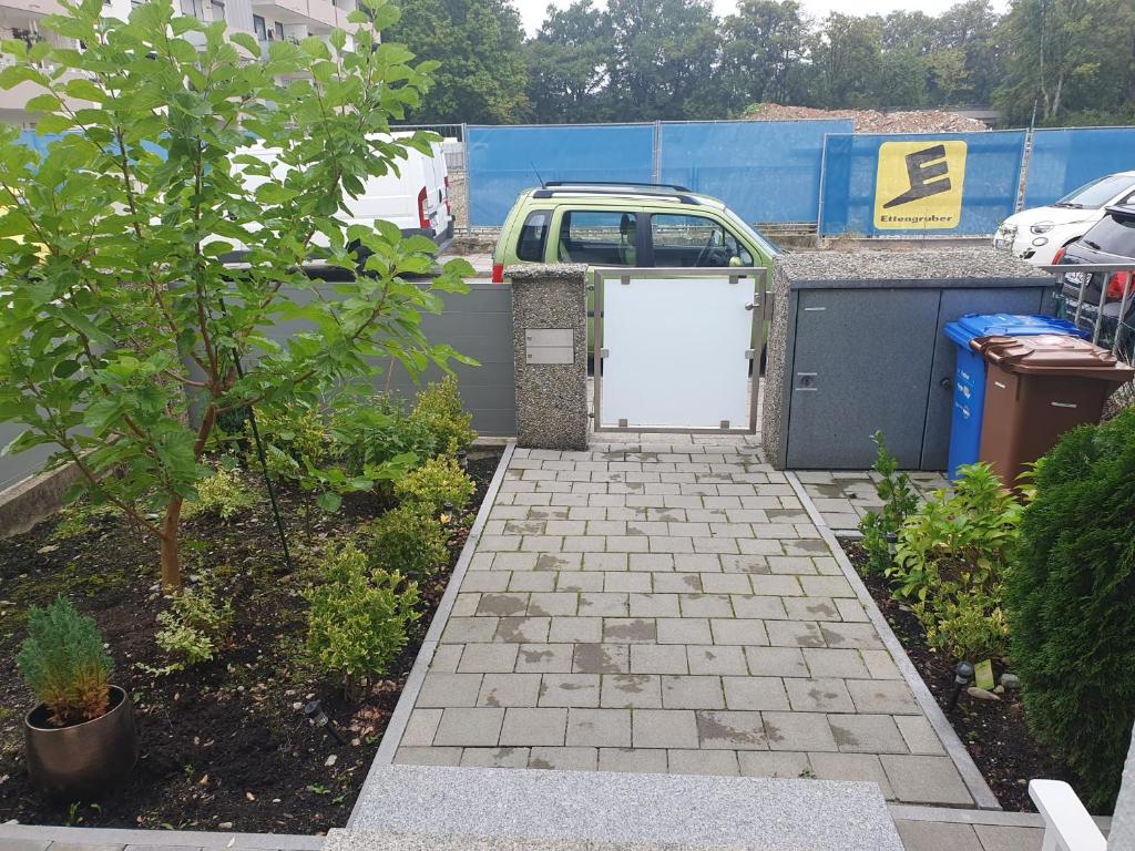 Zahrada ubytování 80m2 Garten-Duplexwohnung in Altperlach