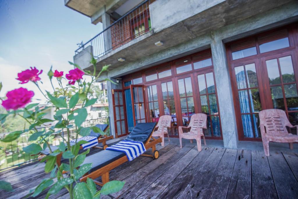 Balkón nebo terasa v ubytování Ella Rawana Den Hotel