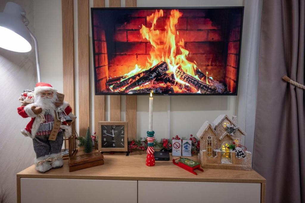 TV a/nebo společenská místnost v ubytování MB APARTMAN TARA