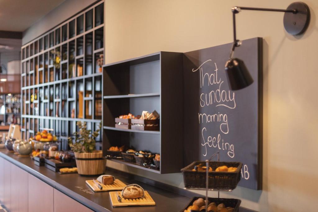 Holiday Inn - the niu Tab Dusseldorf Main Station by IHG - Resim 39