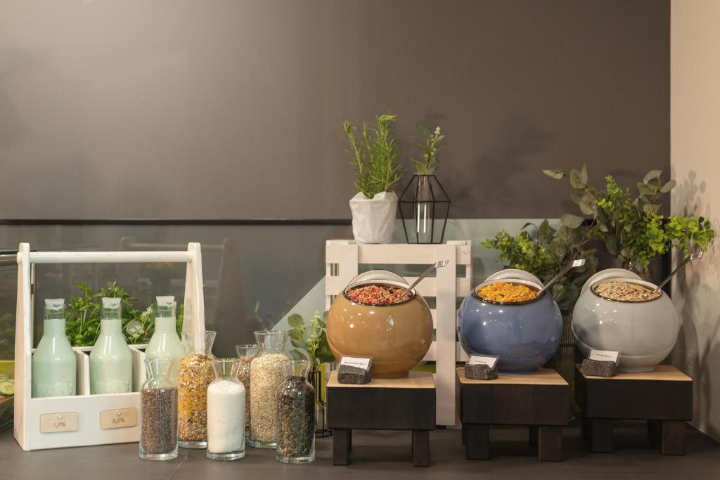 Holiday Inn - the niu, Seven Dusseldorf Ost by IHG - Resim 37