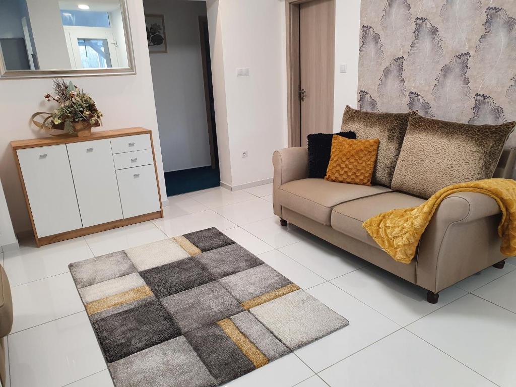 Danube Harmony Apartments 2921 Komárom, Petőfi Sándor utca 18 kép - 1