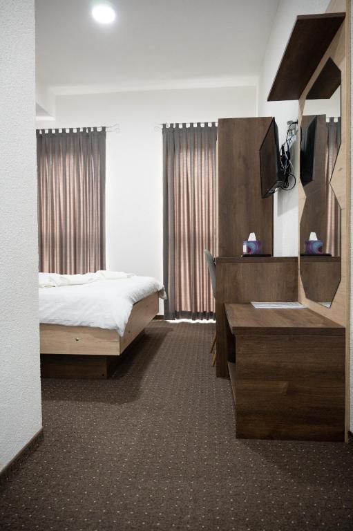 Hotel Pilot - Habitación Doble De Lujo Con Ducha