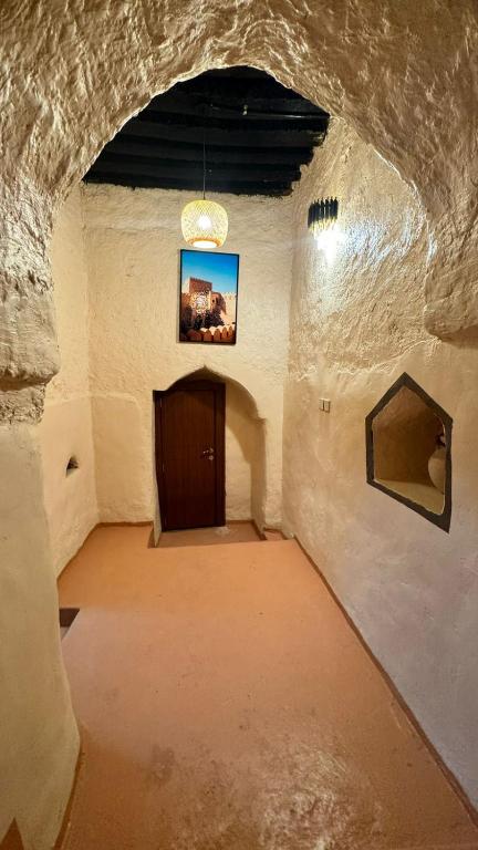 Fotografie z fotogalerie ubytování Manazil Inn نزل المنازل v destinaci Nazvá