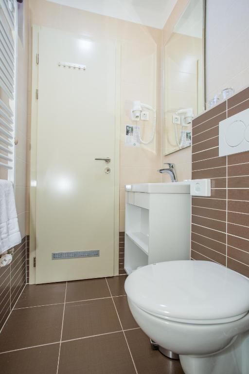 The Hotel National - Resim 31