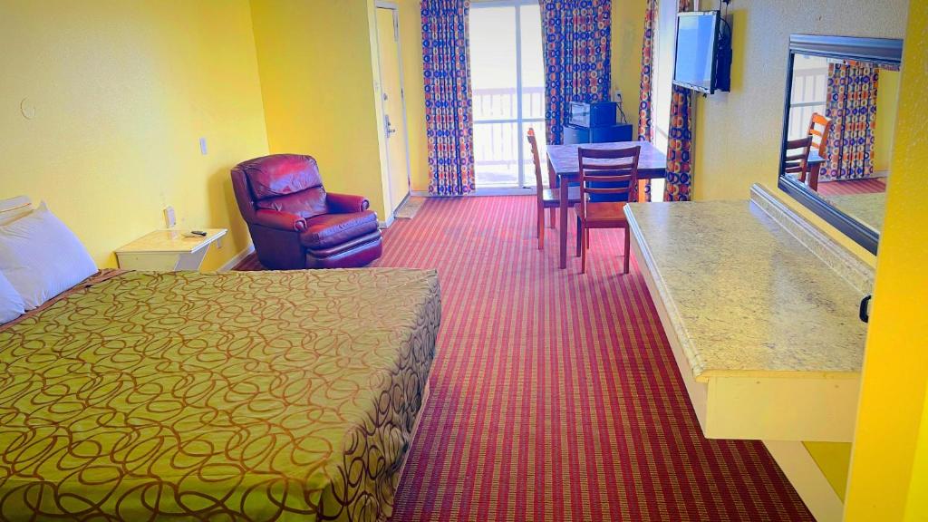 Sea Shell Inn on the Beach - 