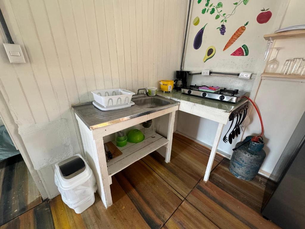 Kuchyň nebo kuchyňský kout v ubytování Shalon Apartments 5 personas