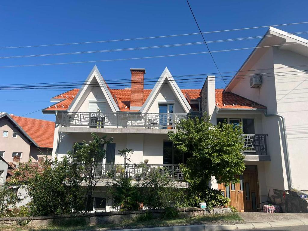 Budova, kde se apartmán nachází