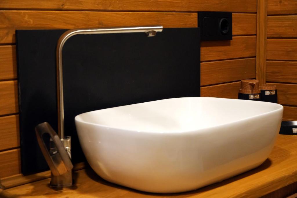 Φωτογραφία από το άλμπουμ του Big Family σε Kvareli