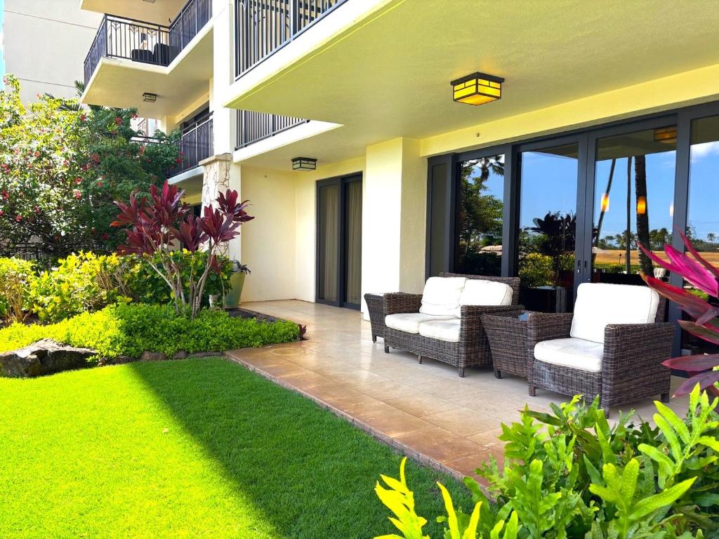 Zahrada ubytování Luxury Pool front Ko Olina Beach Rental Ground Floor B105 2BR free parking