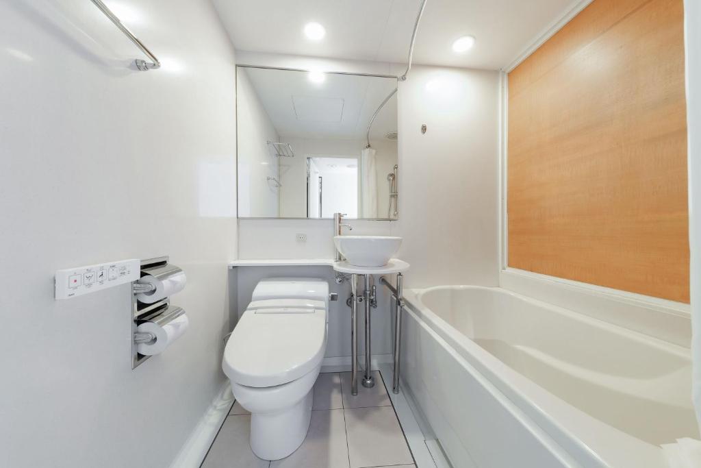 Koupelna v ubytování HOTEL MYSTAYS Nagoya Sakae
