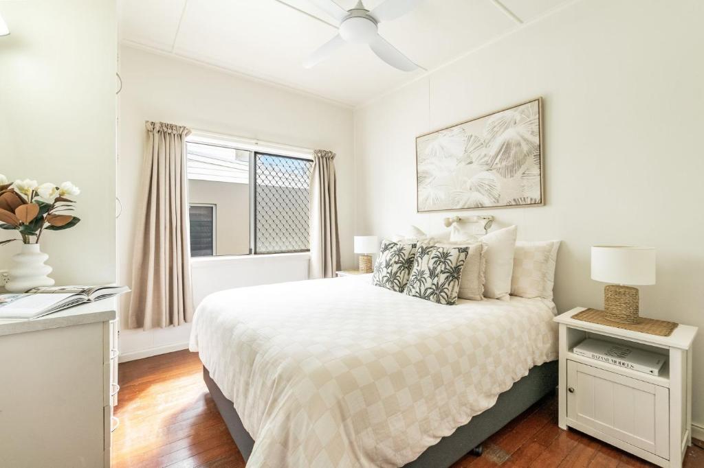 Ένα ή περισσότερα κρεβάτια σε δωμάτιο στο Boorolong 1 - Ocean Views