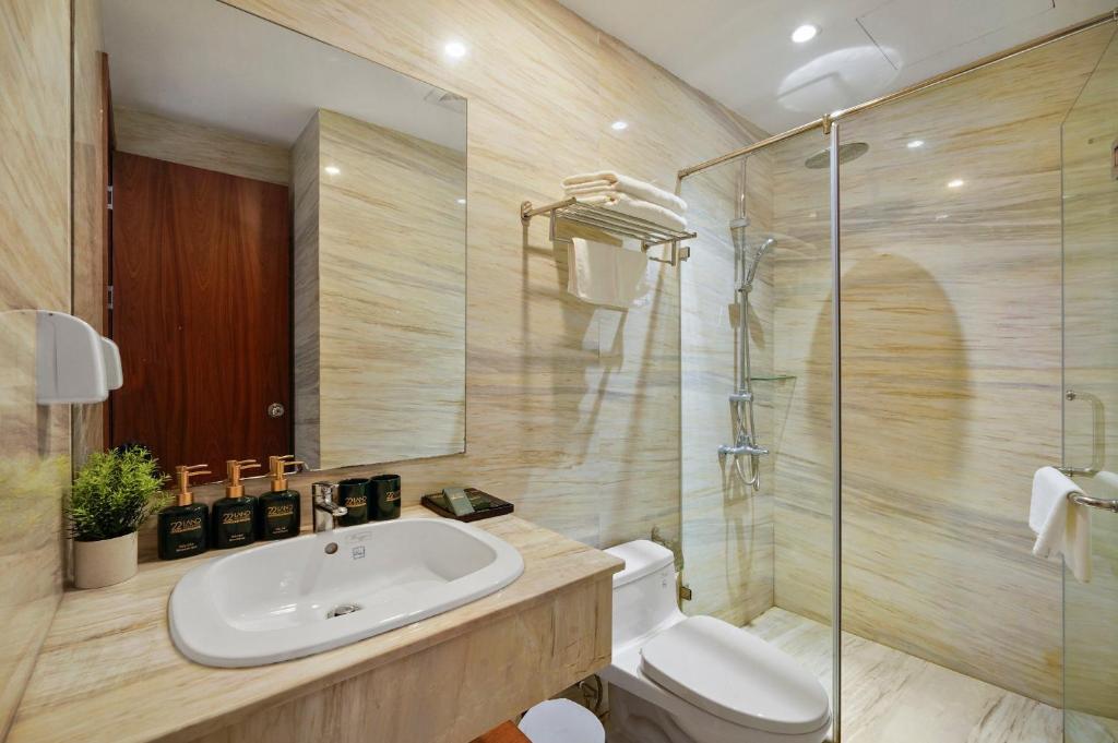 Koupelna v ubytování Classic Hotel Hanoi