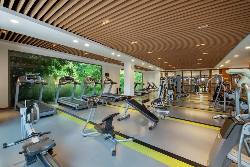 Fitness centrum a/nebo fitness zařízení v ubytování Dongguan Marriott Hotel