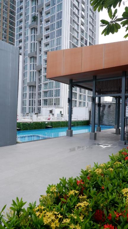 18 Residence - Resim 37