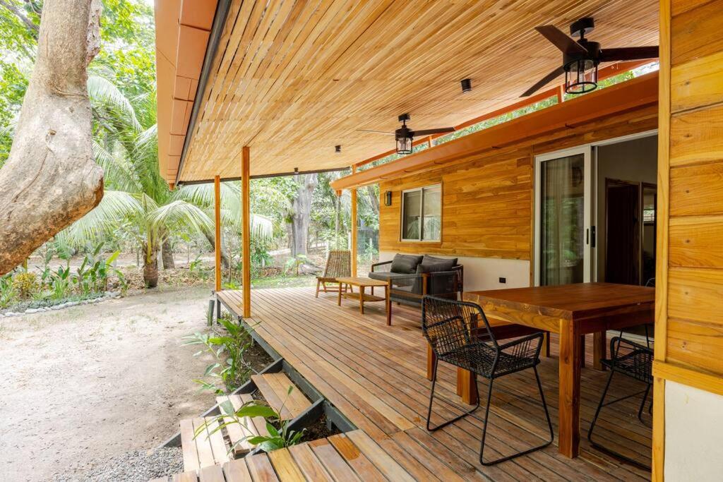 Сад в Casa PlayaAzul, walk to the beach, 3 rooms