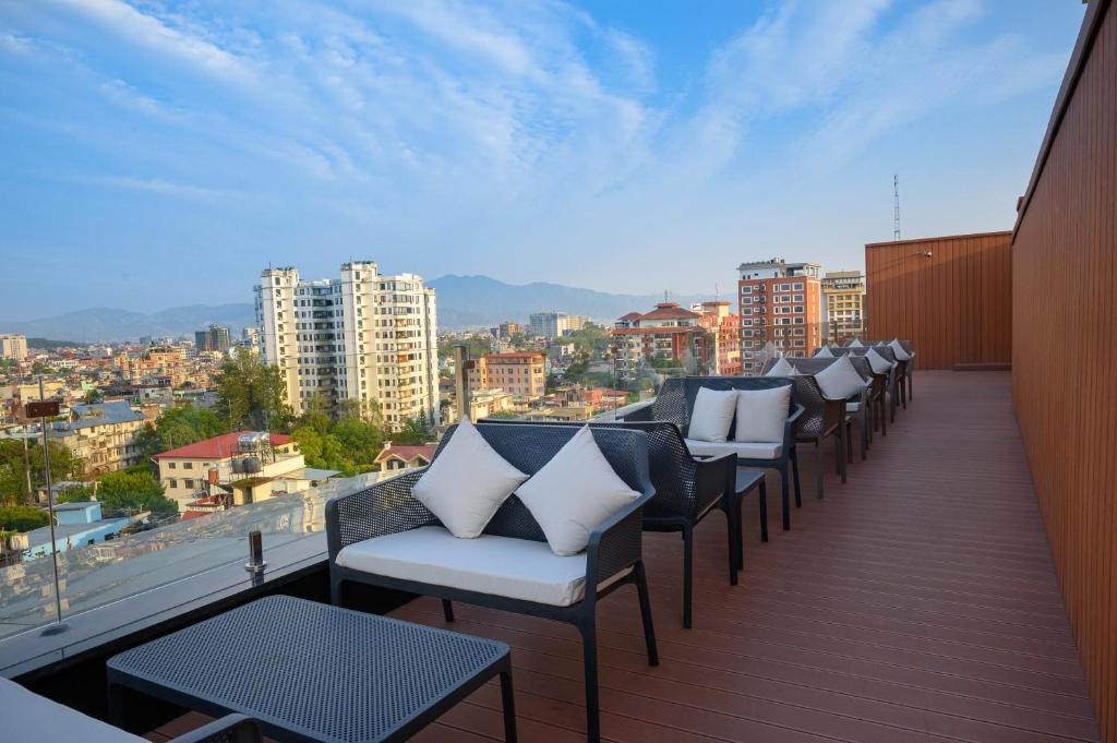 Nespecifikovaný výhled na hory nebo výhled na hory při pohledu z hotelu
