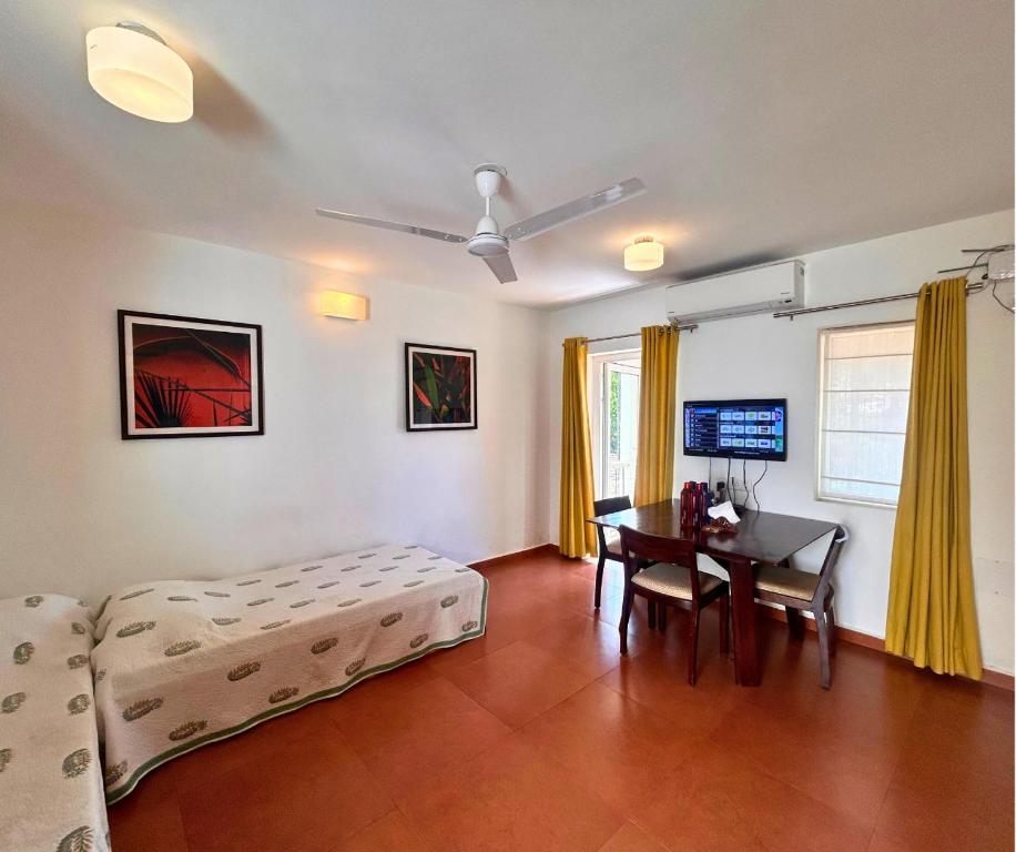 Jungle Hut-Annabelle's Beach Apartments at Bernard Simao,Calangute,Goa - Apartamento Deluxe