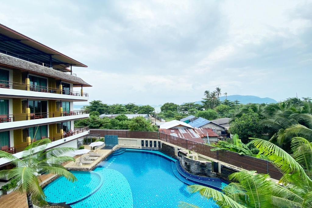 Bazén v ubytování Aqua Resort SHA Plus nebo v jeho okolí
