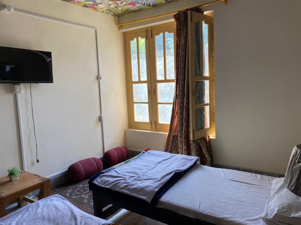 Chitral Green Guest House - Double Room