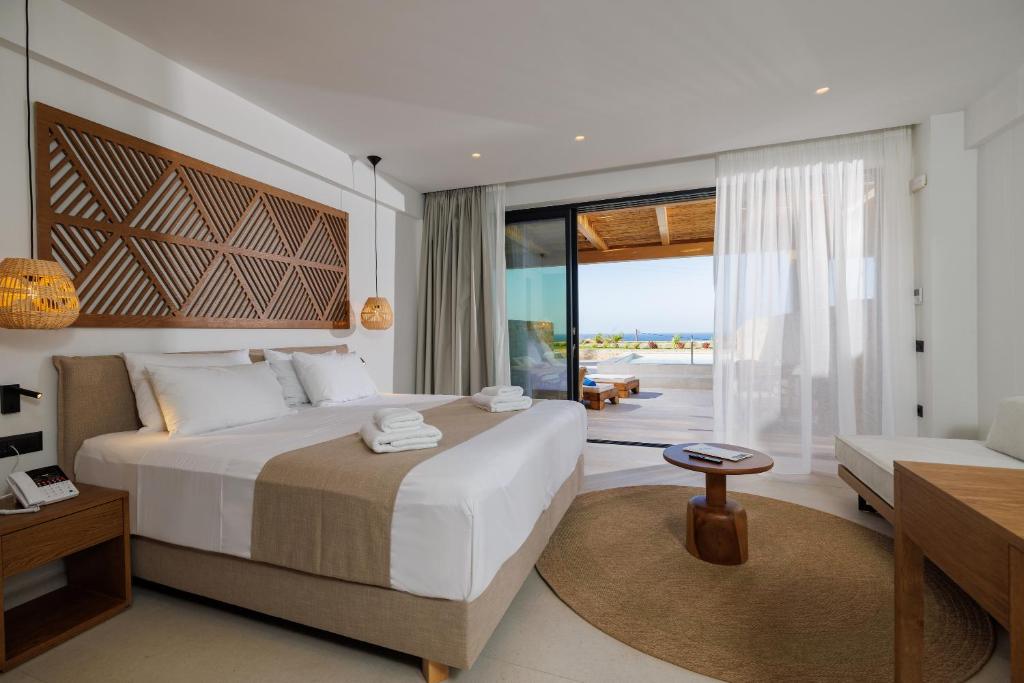 Deos Luxury Suites - Adults Only - 14