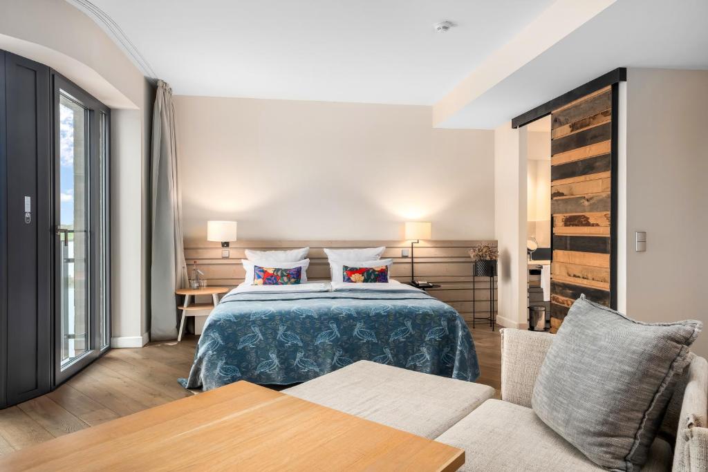 
Studio with River View
