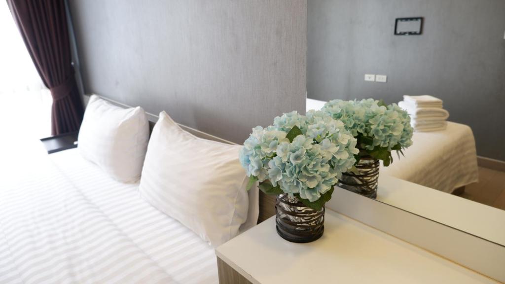 18 Residence - Resim 13