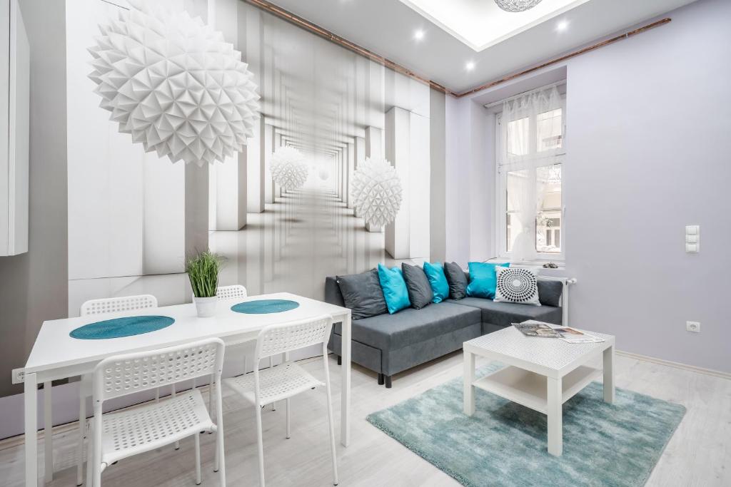Cozy 2 BR 2 Bathroom Apartment in the city centre 1066 Budapest, Ó utca 11 kép - 1