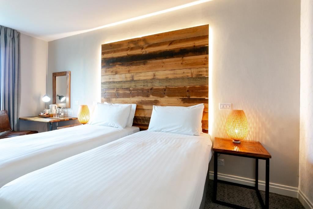 Cedar Court Bradford Hotel - Standaard Twin Room - Toegankelijk/niet Roken