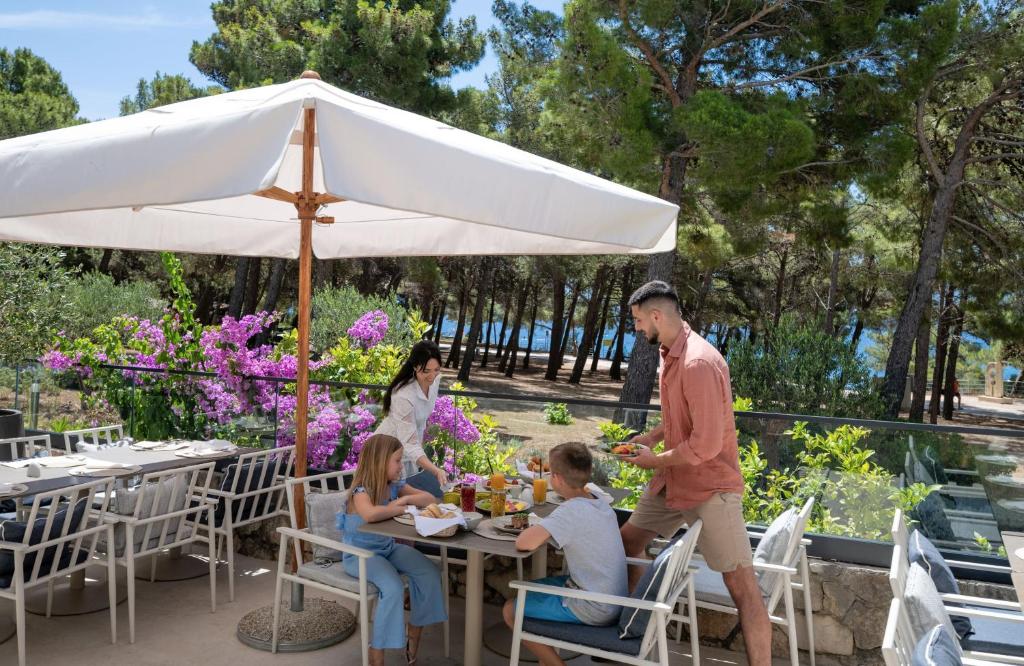 Hosté ubytování Bluesun Hotel Elaphusa