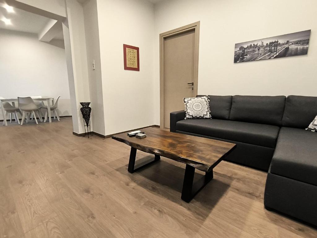 Posezení v ubytování Aegina Downtown Apartments 1