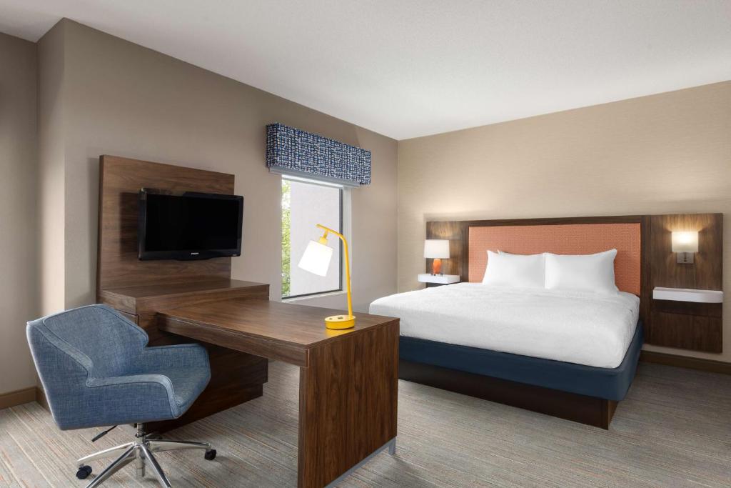Hampton Inn & Suites Harrisburg - King Studio Suite - Non-fumeur
