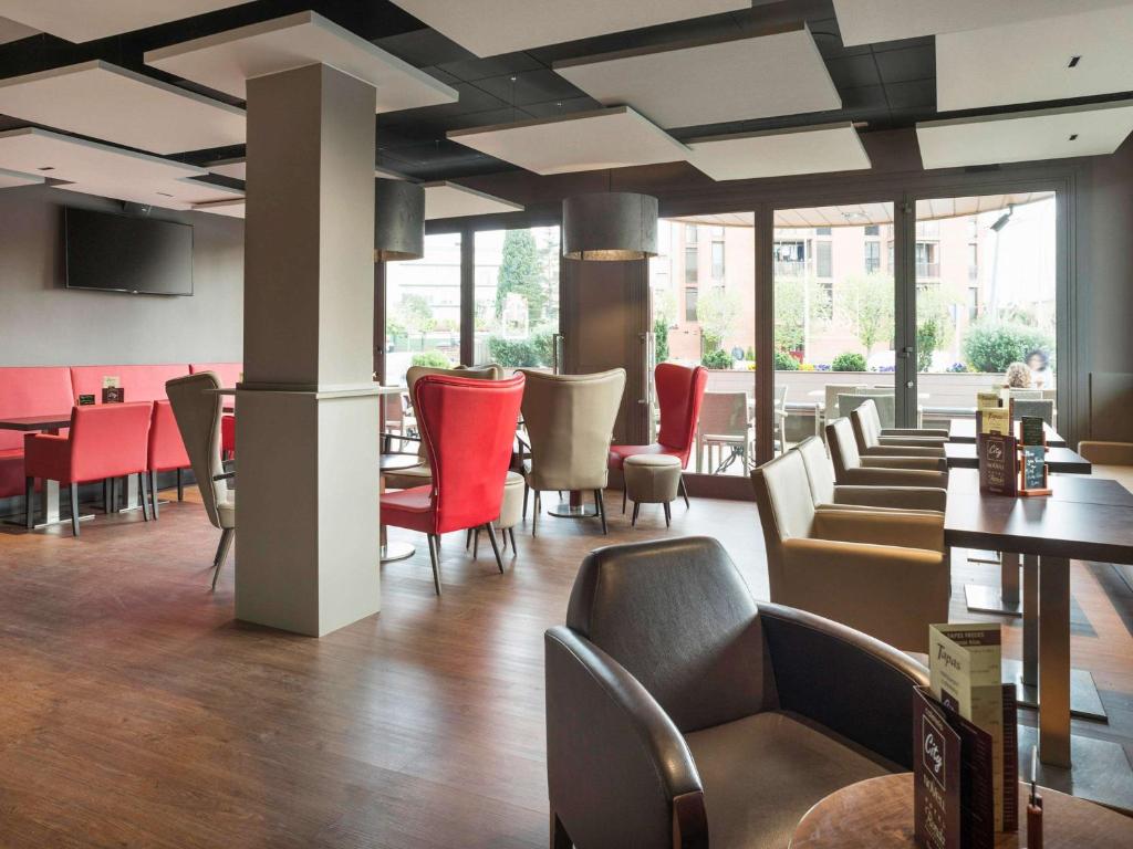 Posezení v ubytování Ibis Styles Figueres Ronda
