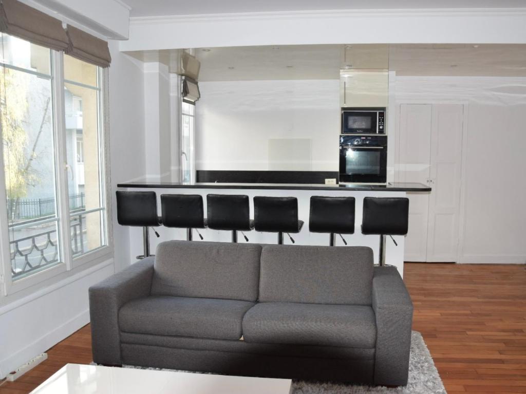 Appartement lumineux et spacieux à Paris Montparnasse
