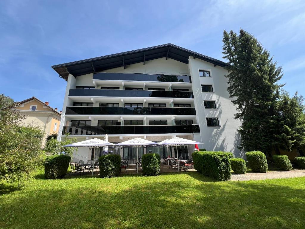 Budova, kde se hotel nachází