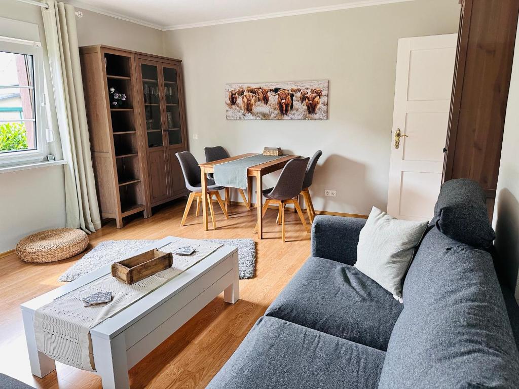 Posezení v ubytování Perfekte Auszeit - Charmantes Ferienhaus Neuenhagen bei Berlin