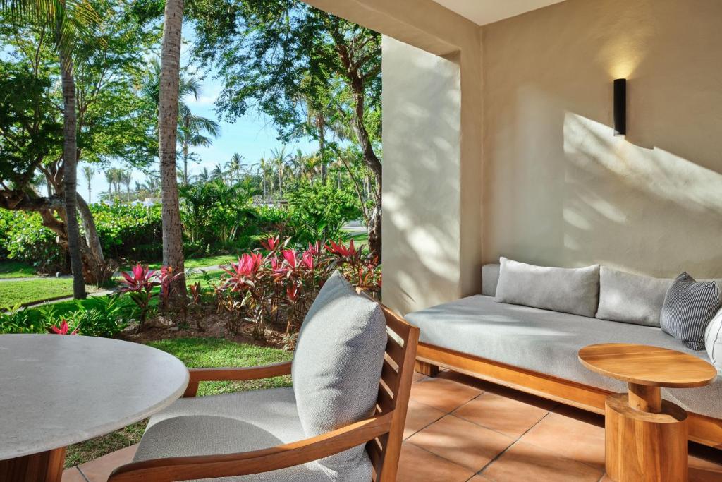 The St. Regis Punta Mita Resort photo 3