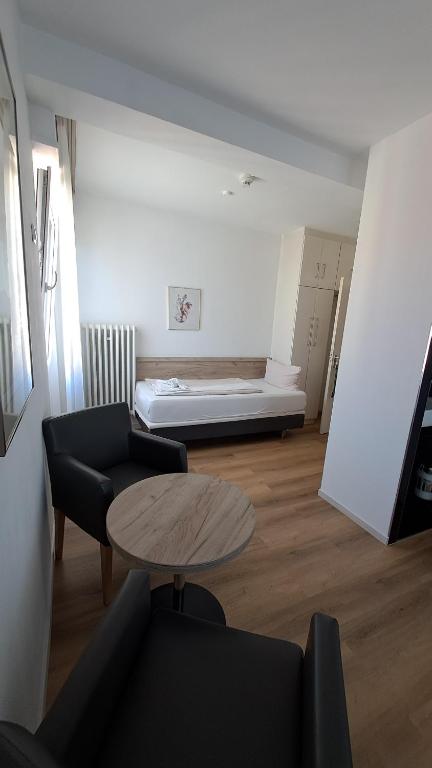 Hotel Central Hauptbahnhof - Resim 26