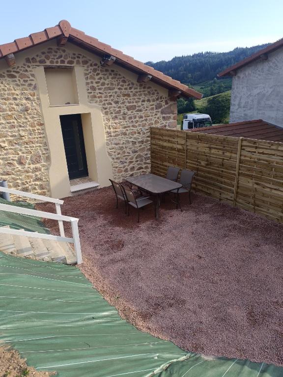 Nespecifikovaný výhled na hory nebo výhled na hory při pohledu z apartmánu