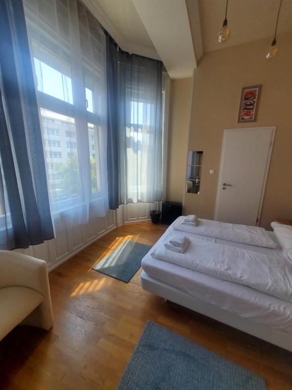 Treestyle Deluxe Rooms 1077 Budapest, Wesselényi utca 32 2em kép - 1